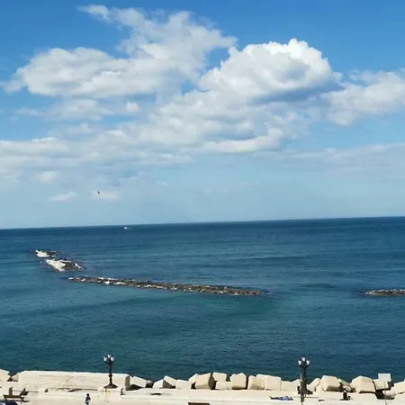 Dimora Castello Vecchia 1 4 Posti * Bari