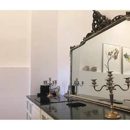 Dimora Castello Vecchia 1 4 Posti Апартаменты *
